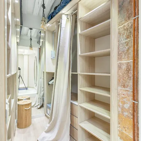 Montorgueil Super Apartmán *